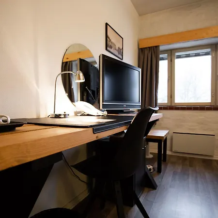 Hotel Vanha 3*