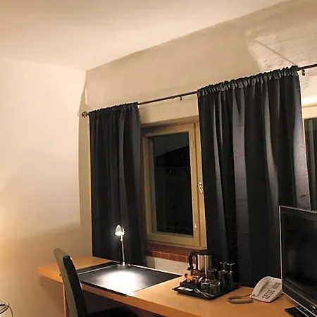 Hotel Vanha 3*