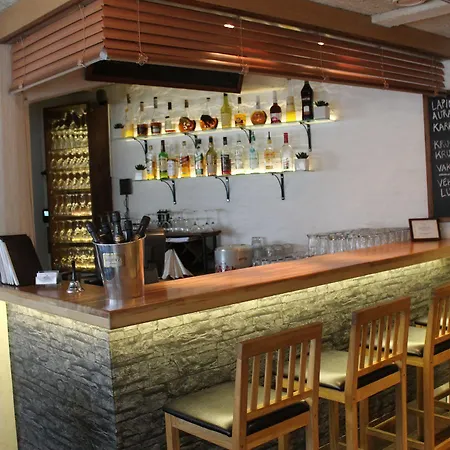 Hotel Vanha 3*